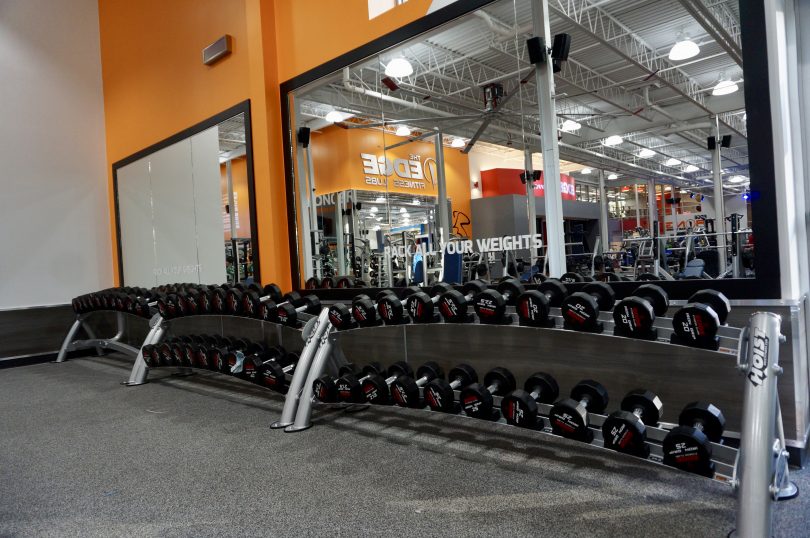 Gyms with outlet free weights